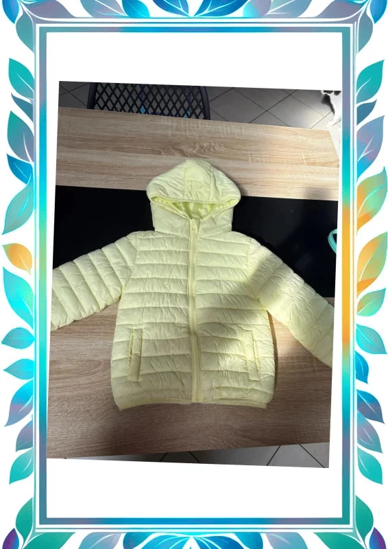 Doudoune jaune pastel taille 98:104 3/4ans